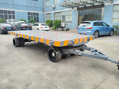 25吨重型华亿(中国)带牵引环工具拖车2I.jpg